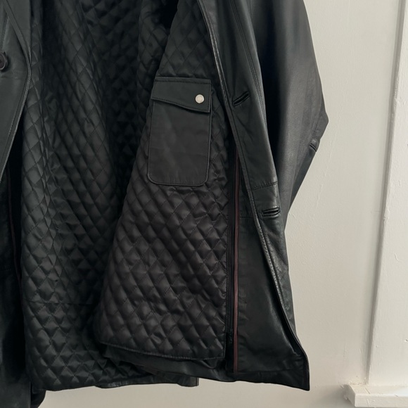 Vintage Black Genuine Leather Jacket - Picture 3 of 11